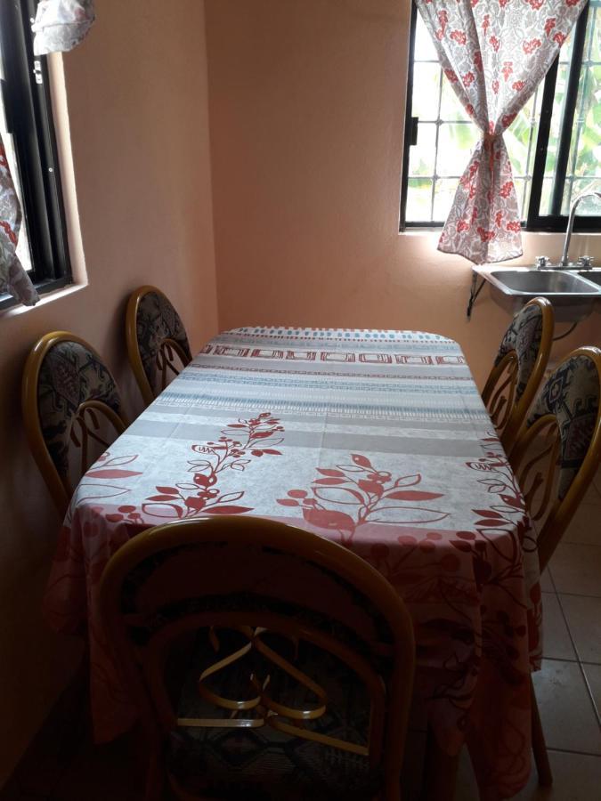 Familia Sosa Suazo Apartman San José del Cabo Kültér fotó